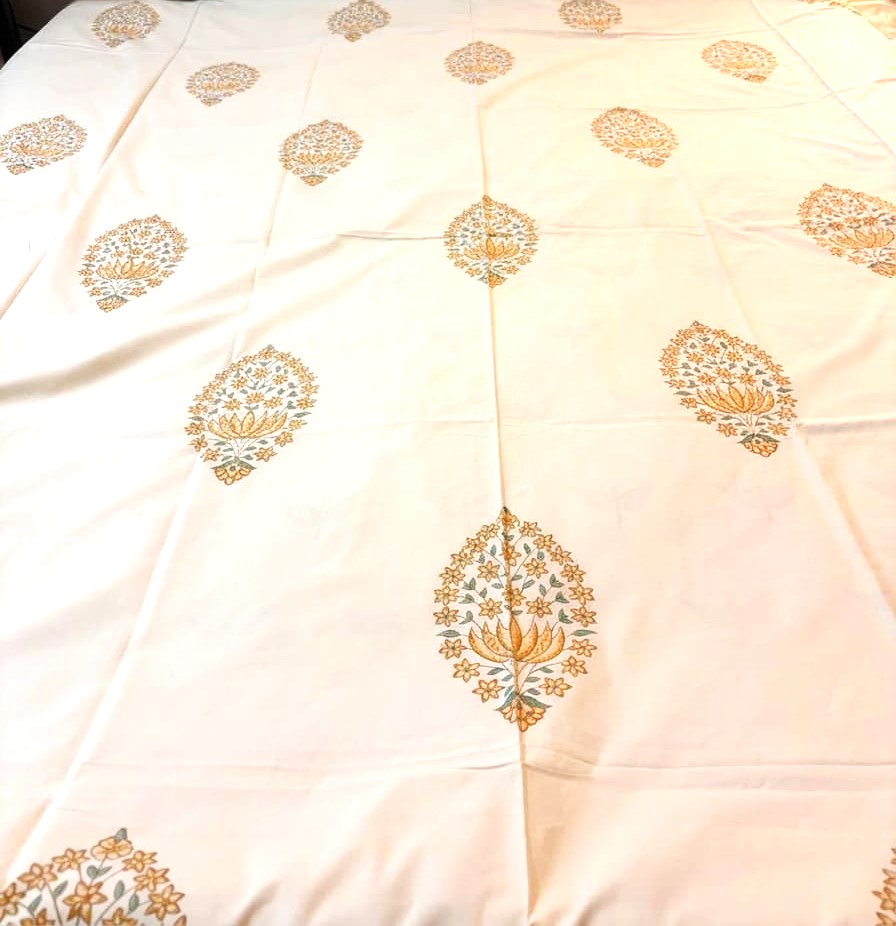 Beige Floral Printed Percale Cotton Bedsheet – Beige & Sage Green