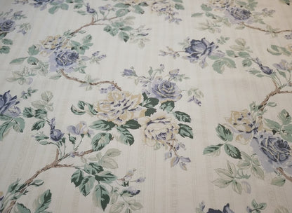 Ivory Bloom Cotton Bedsheet - Emenaura