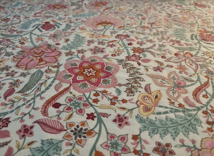 Meadow Muse Cotton Bedsheet - Emenaura
