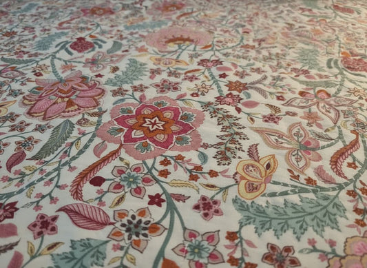 Meadow Muse Cotton Bedsheet - Emenaura