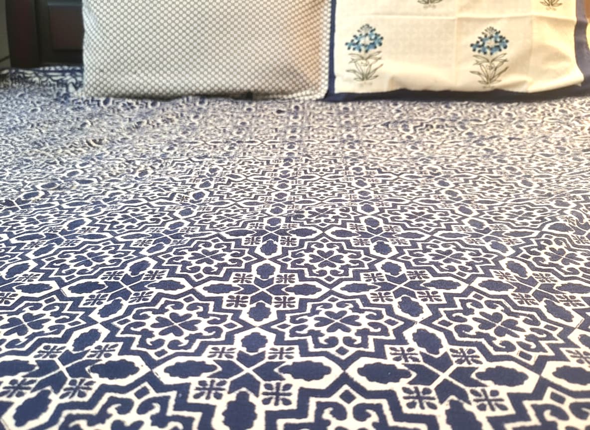 Indigo Lattice Hand Block Cotton Bedsheet - Emenaura