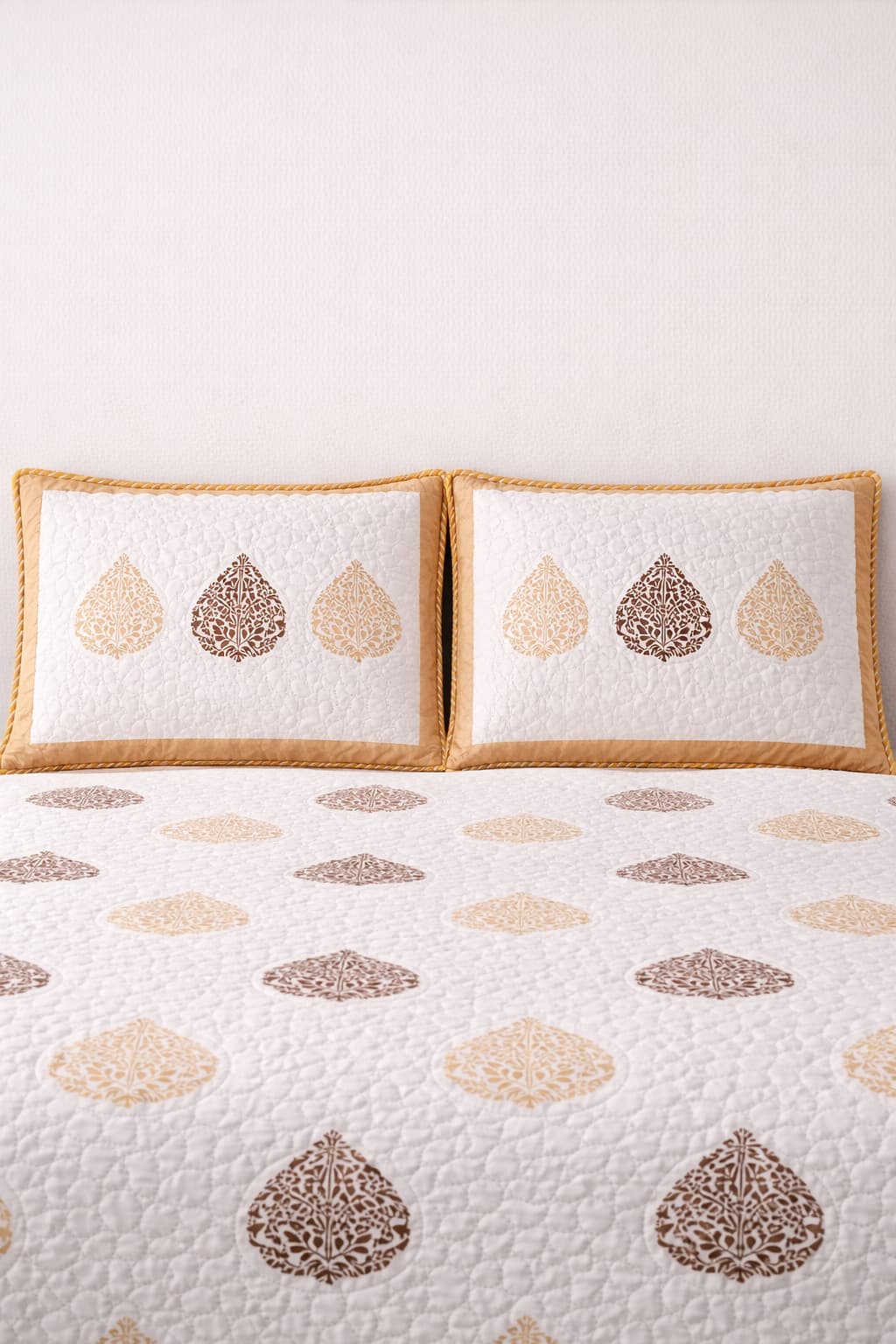 White and yellow Bed Cover- Quilted - Emenaura