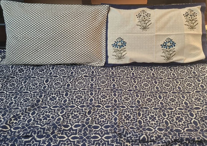 Indigo Lattice Hand Block Cotton Bedsheet - Emenaura