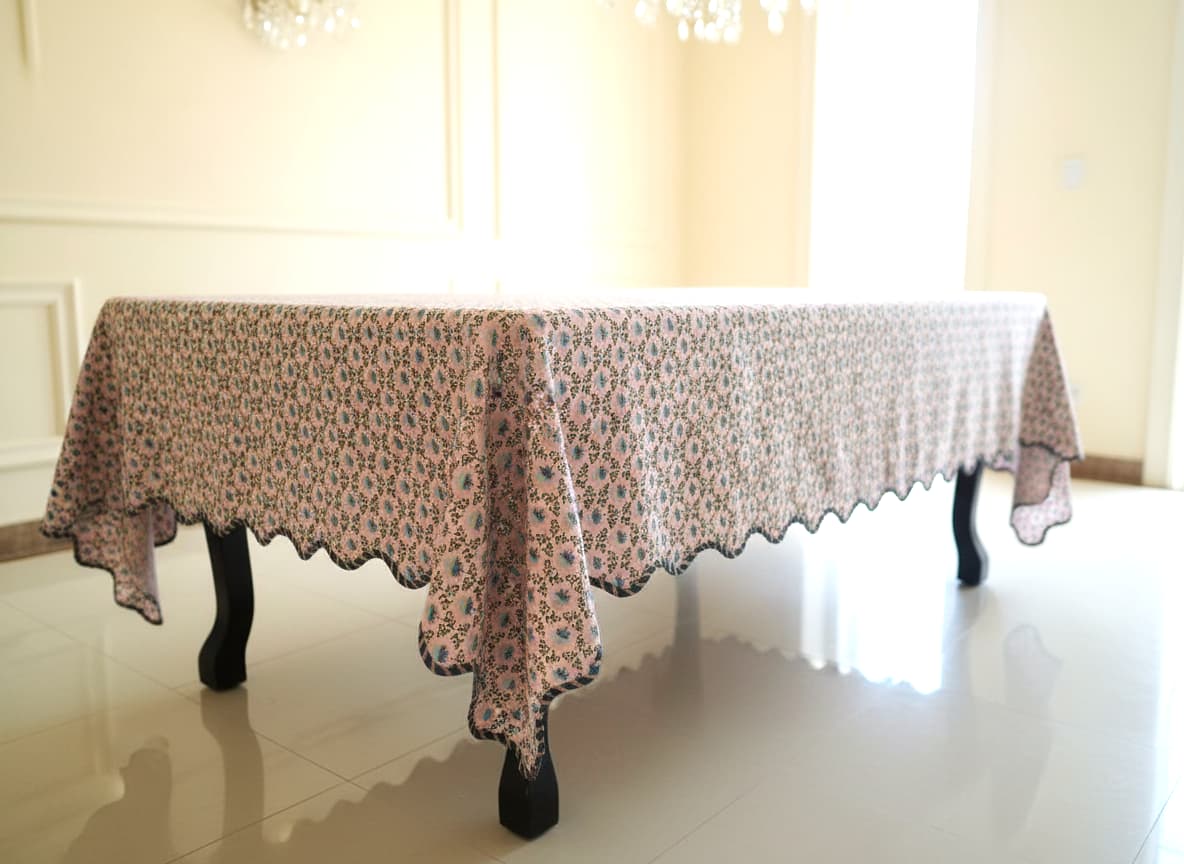 Rosé Garden Cotton Tablecloth - Emenaura