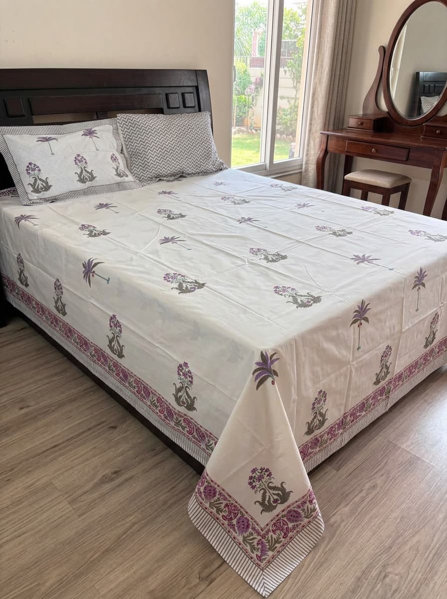White Floral & Botanical Printed Percale Cotton Bedsheet