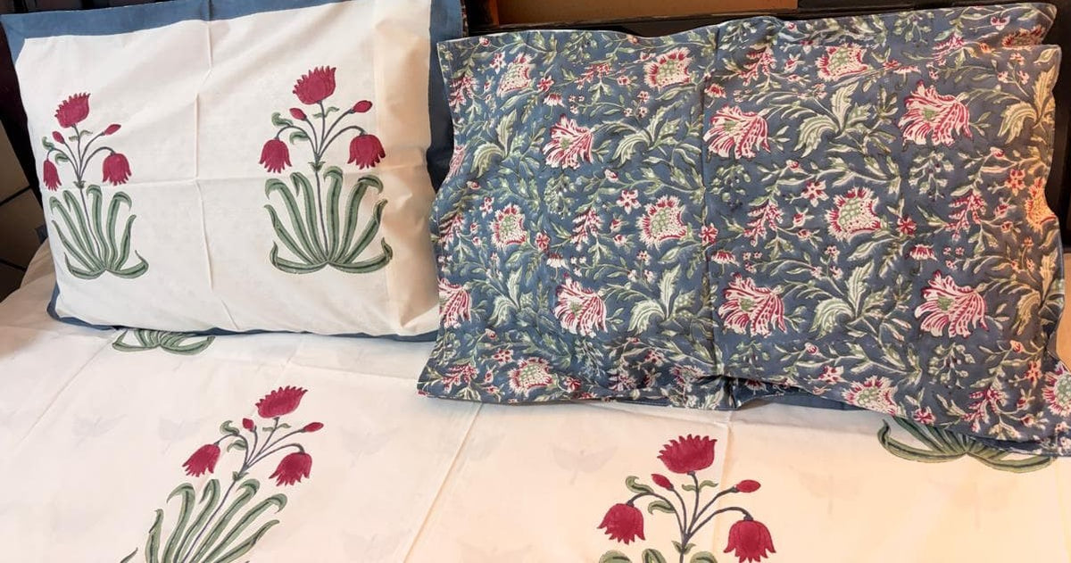 White Floral Printed Percale Cotton Bedsheet – Red & Green