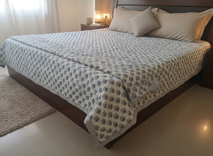 Hand Block Print Floral Cotton Quilt - Emenaura
