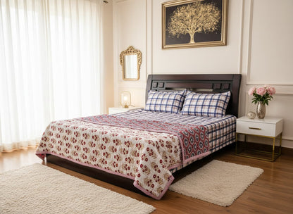 Red & Off White Cotton Quilt - Emenaura