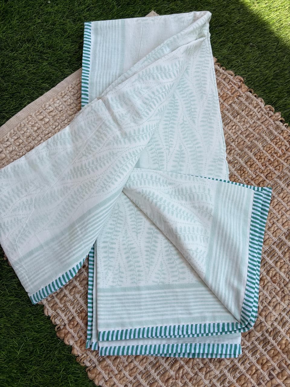Premium 100% Cotton Voile Dohar – Mint Green Fern Print