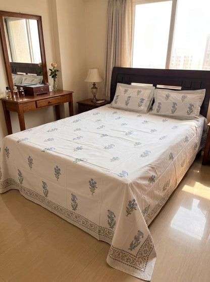 White & Blue Floral Printed Percale Cotton Bedsheet